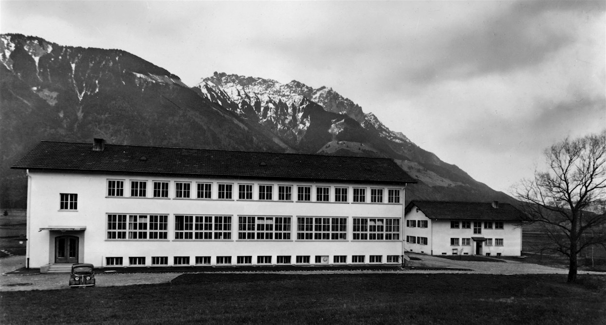 Contina-Gebaeude-1948-1949.png