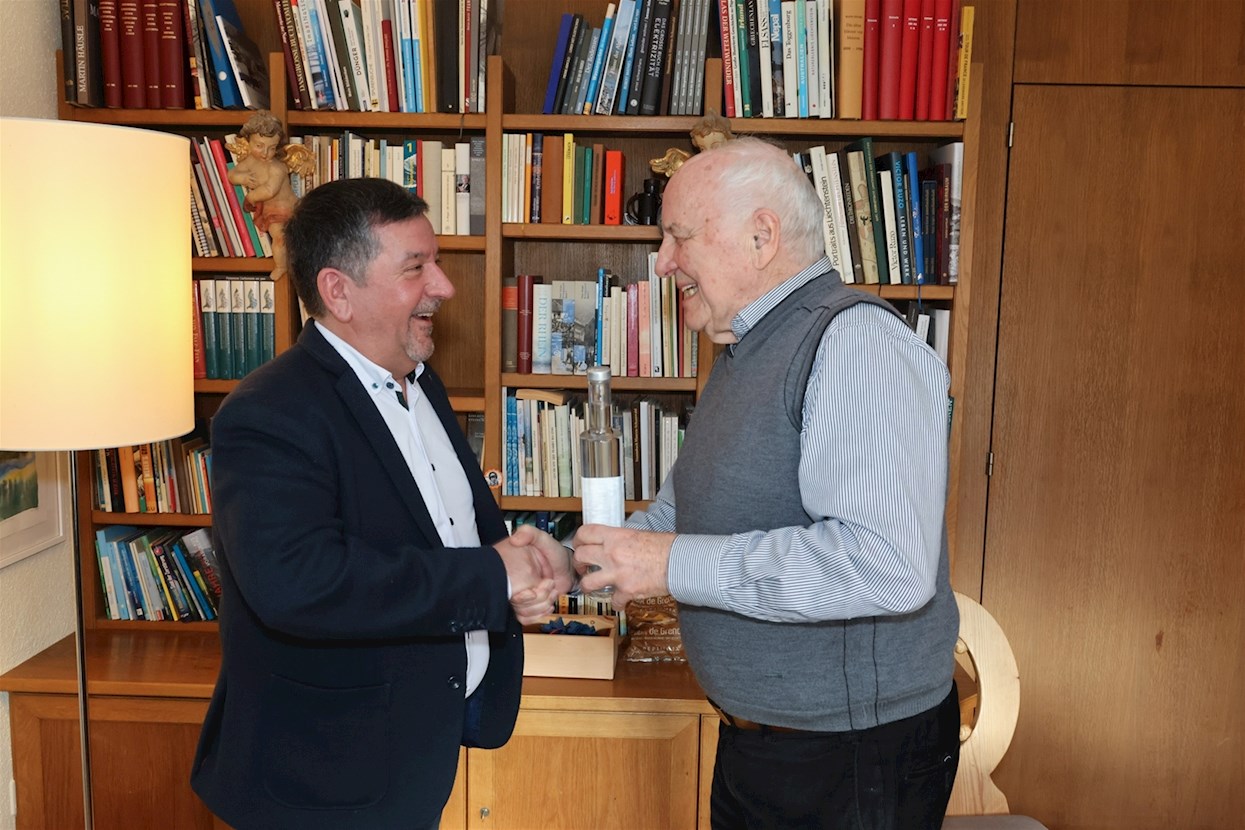 Egon-Oehri-85-Jahre.jpg