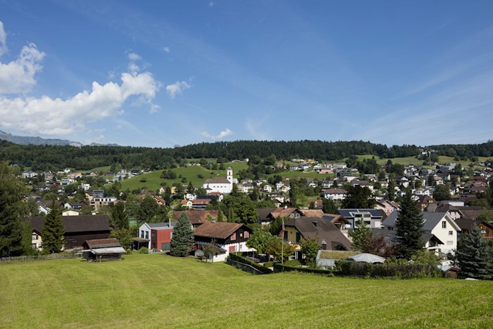 Blick vom Gopfaböhel auf Mauren.