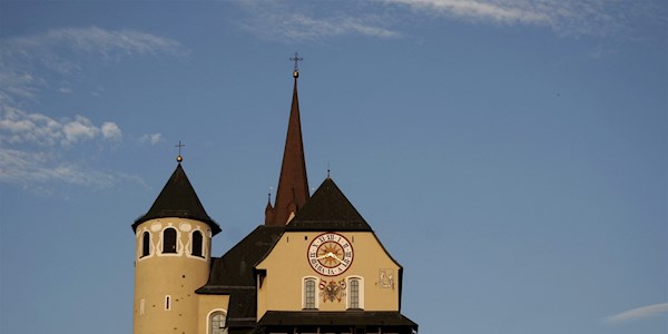 Kirche-Basilika-3-4-3-195031152336-3115x2336.jpg