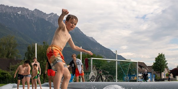 SurfingWeihering27.jpg