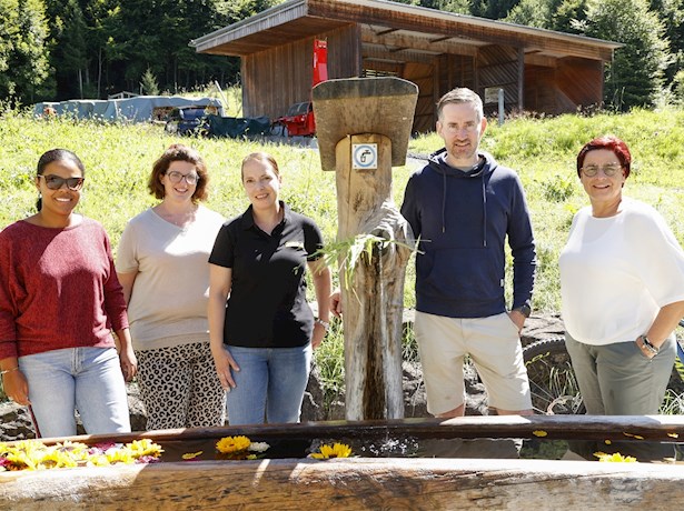 Brunnenhock-9527-adw.jpg