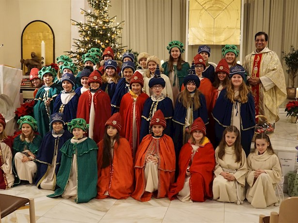 Gruppenbild-Sternsinger-2023.JPG