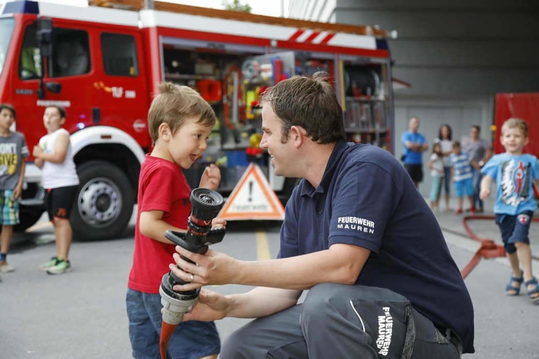 Zum Herbstferienprogramm 2018 gehört auch ein erlebnisreicher Nachmittag bei der Feuerwehr Mauren. 
